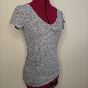 VTG Y2K Hollister V Neck T Shirt Medium Gray Bird Logo Short Sleeve 2000's Top